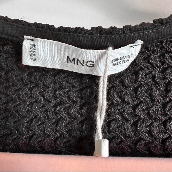 NWT MNG Mango Black Textured Puff Sleeve Top sz Xs - Picture 12 of 13